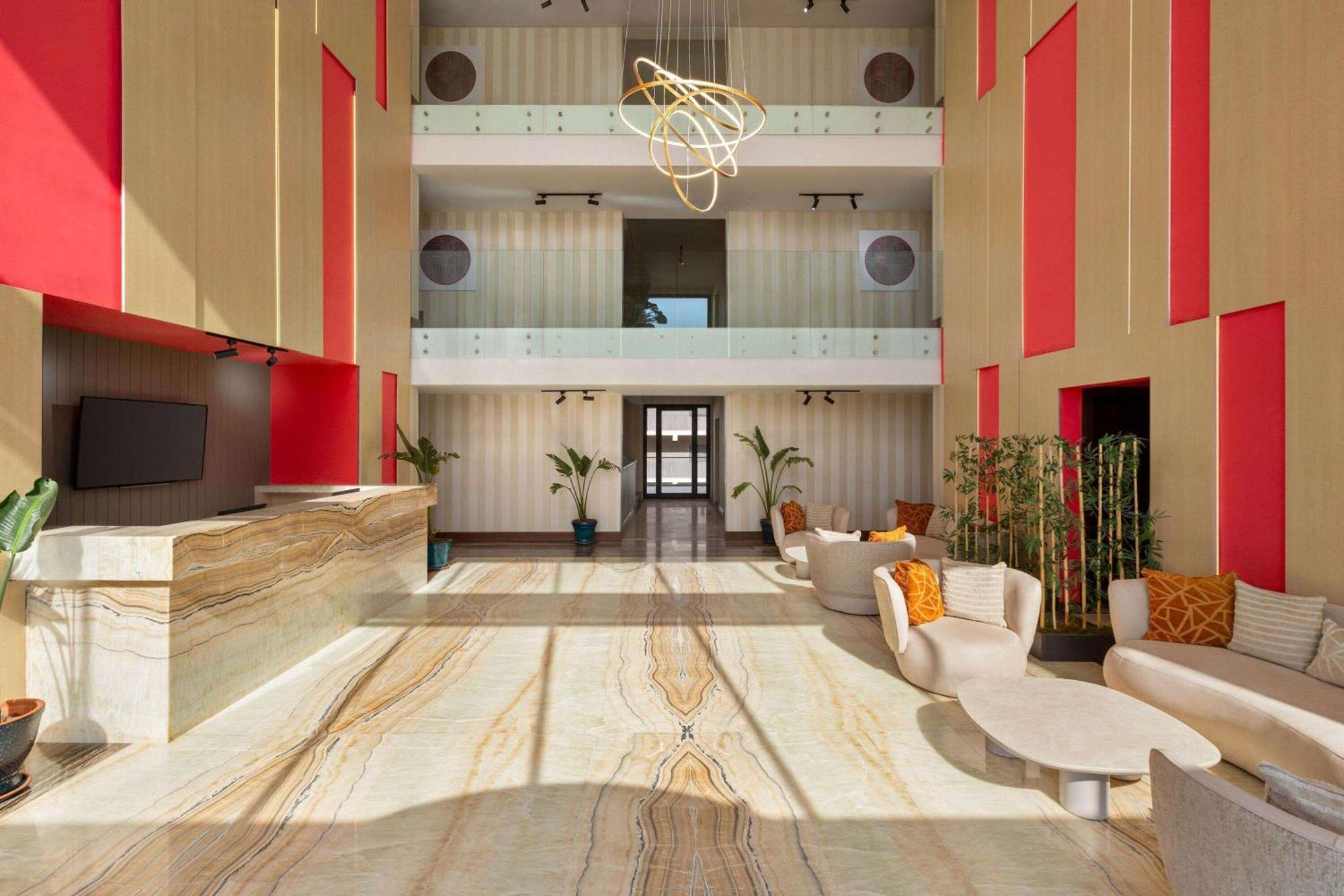 Готель Ramada By Wyndham